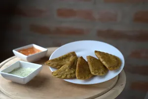 Porcion Cocktail Verde con Queso Mozzarella