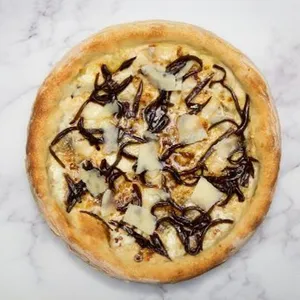 Pizza: Cebolla Caramelizada al Balsámico