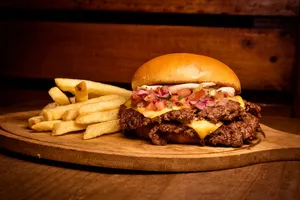 Burger dieciochera🇨🇱