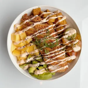 Poke pollo crispy