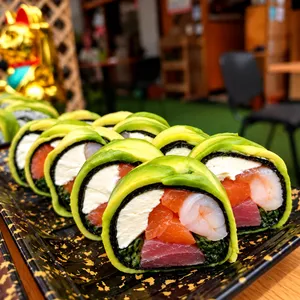 Avocado Oriental