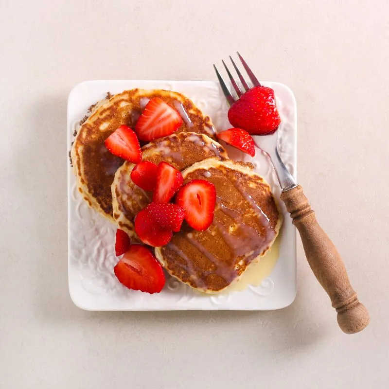 Panqueques de avena con fresas