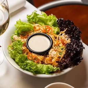 Ensalada César con Pollo