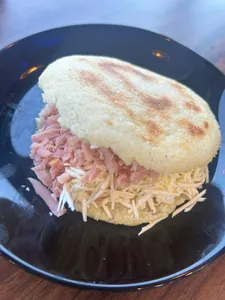 Arepa Colegial