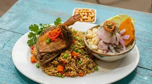 Ceviche de pescado + arroz con pato