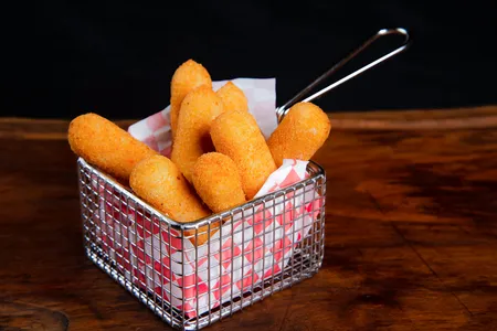 Bastones de muzzarella