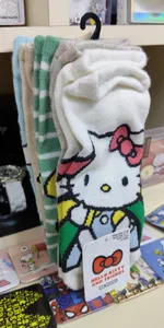 MEDIAS HELLO KITTY
