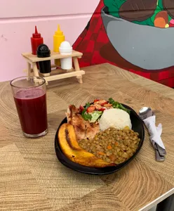 Bandejita criolla de cerdo