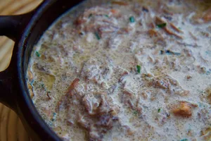 Mechada Clásica con Crema Ciboulette (1 Kg)