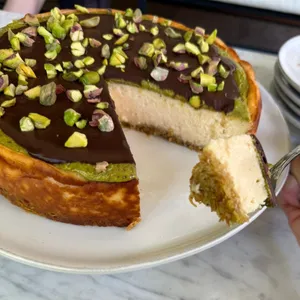 Cheesecake Dubai individual