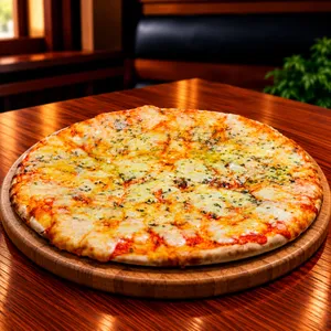 Pizza mediana básica 8 porciones Pizza mediana básica 8 porciones