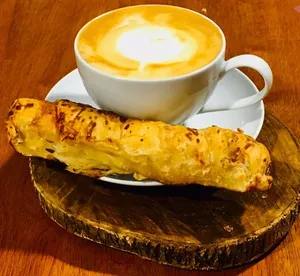 Combo palito de queso + cafe