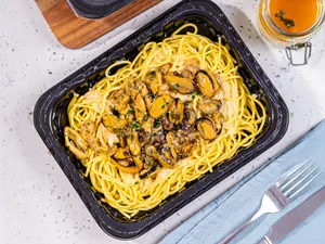 Pasta Mariscos con Salsa Blanca