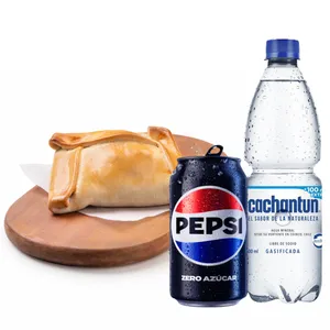 Empanada Regular + Bebida/Agua