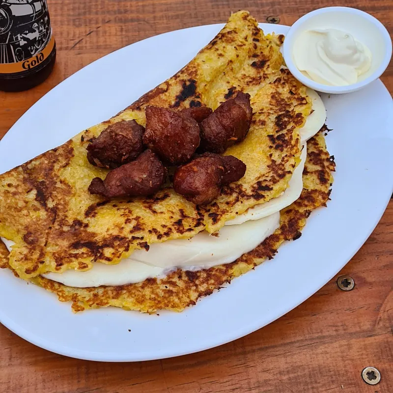 Cachapa de cochino frito