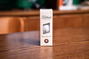 Titleist - Tubo Pelotas Velocity Blancas