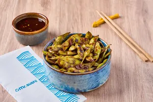 Edamames Spicy - Vainas de Soya Asadas con Salsa Spicy