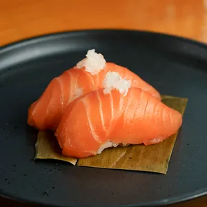 Nigiri Sake