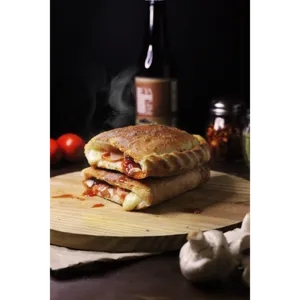 Calzone Ala Boloñesa
