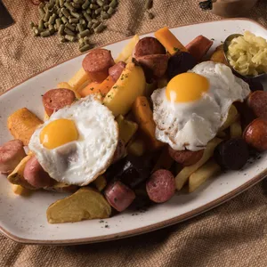 Salchichas y papas