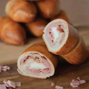 Cachito Jamon Queso Crema