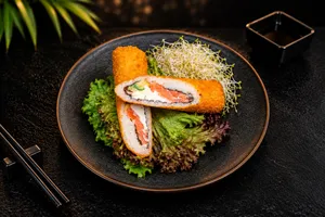 Hand Roll Salmón