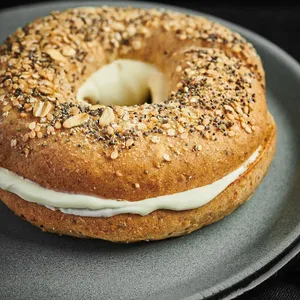 Bagel con Queso Crema