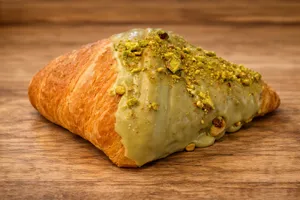 NUEVO!! Croissant Pistacho (un)