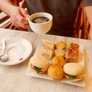 Hora de la amistad para 1