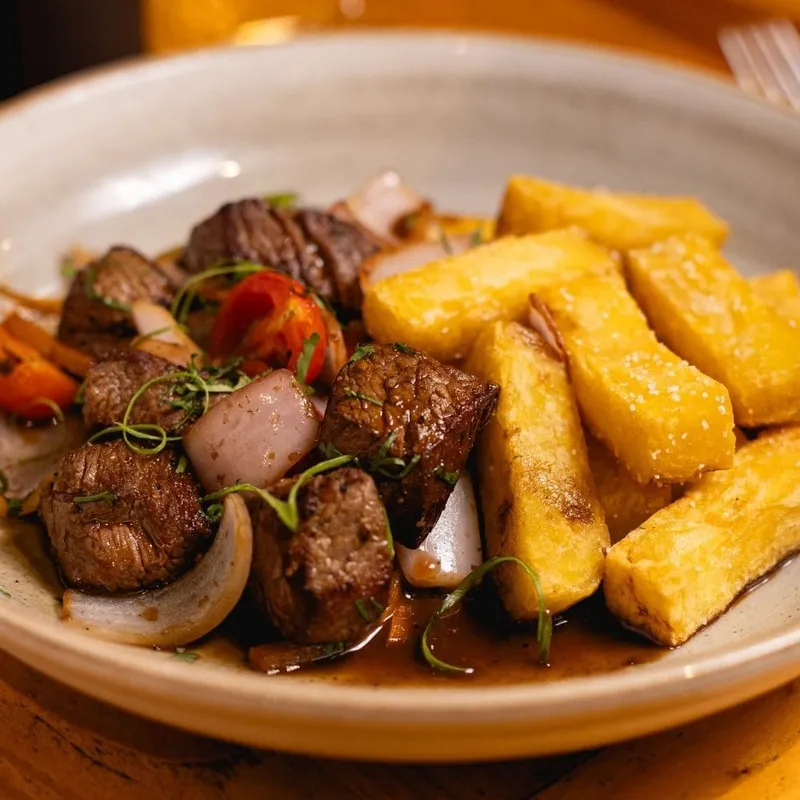 LOMO SALTADO FUEGO LOMO SALTADO FUEGO