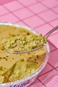 Tres Leches de Pistacho para 8 personas