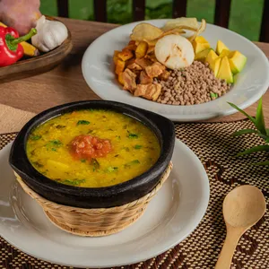 Sopa del Cura Familiar (4 personas)