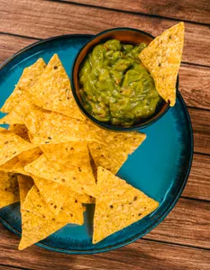 Nachos con Guacamole