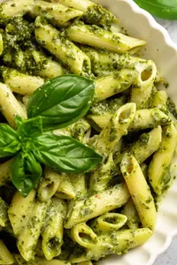 Pasta al pesto