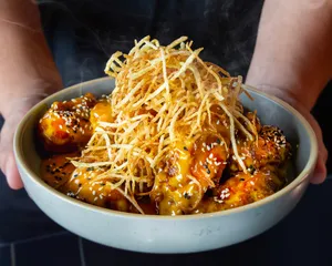 Dakgangjeong - Salsa Queso (12 Unid)
