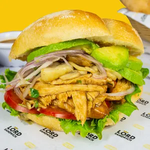 Arma tu Lord Sándwich