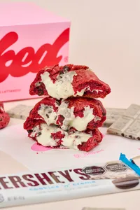 Red Velvet Bomb