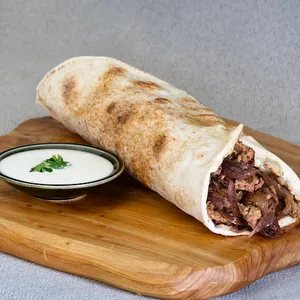 Sándwich pollo Msakhab
