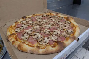 Jamón y Champiñones