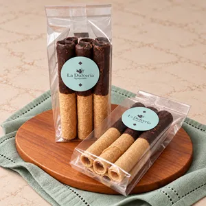 Barquillos sin gluten con baño de chocolate