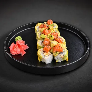 Chang's Tartar Salmon Roll