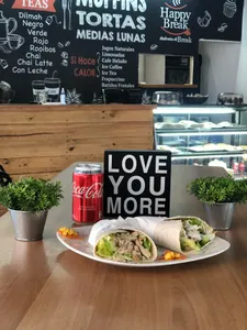 Burritos pollo o vegetariano + bebida