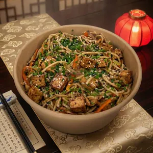 Chow Mein con Tofu