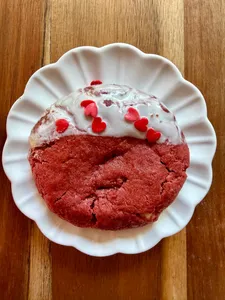 Crumbl Cookies Red Velvet