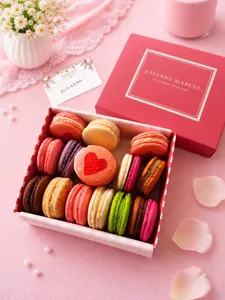 🌸Caja 15 macarons Día de la Mamá