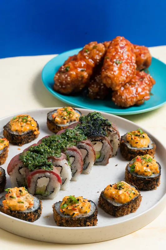 Sunsushi # 2 + 6 Alitas Sunsushi # 2 + 6 Alitas