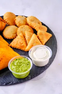 Pastelitos Coctel de Pollo