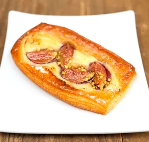 KUKIN DROP - Hojaldre Queso Higos y Pistachos