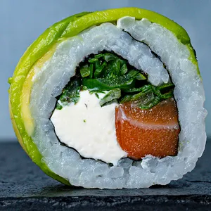 Avocado Salmón Queso