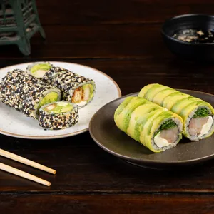 Promo Duo Clásicos – California Teri (envuelto en sesamo)  + Avocado Ebi